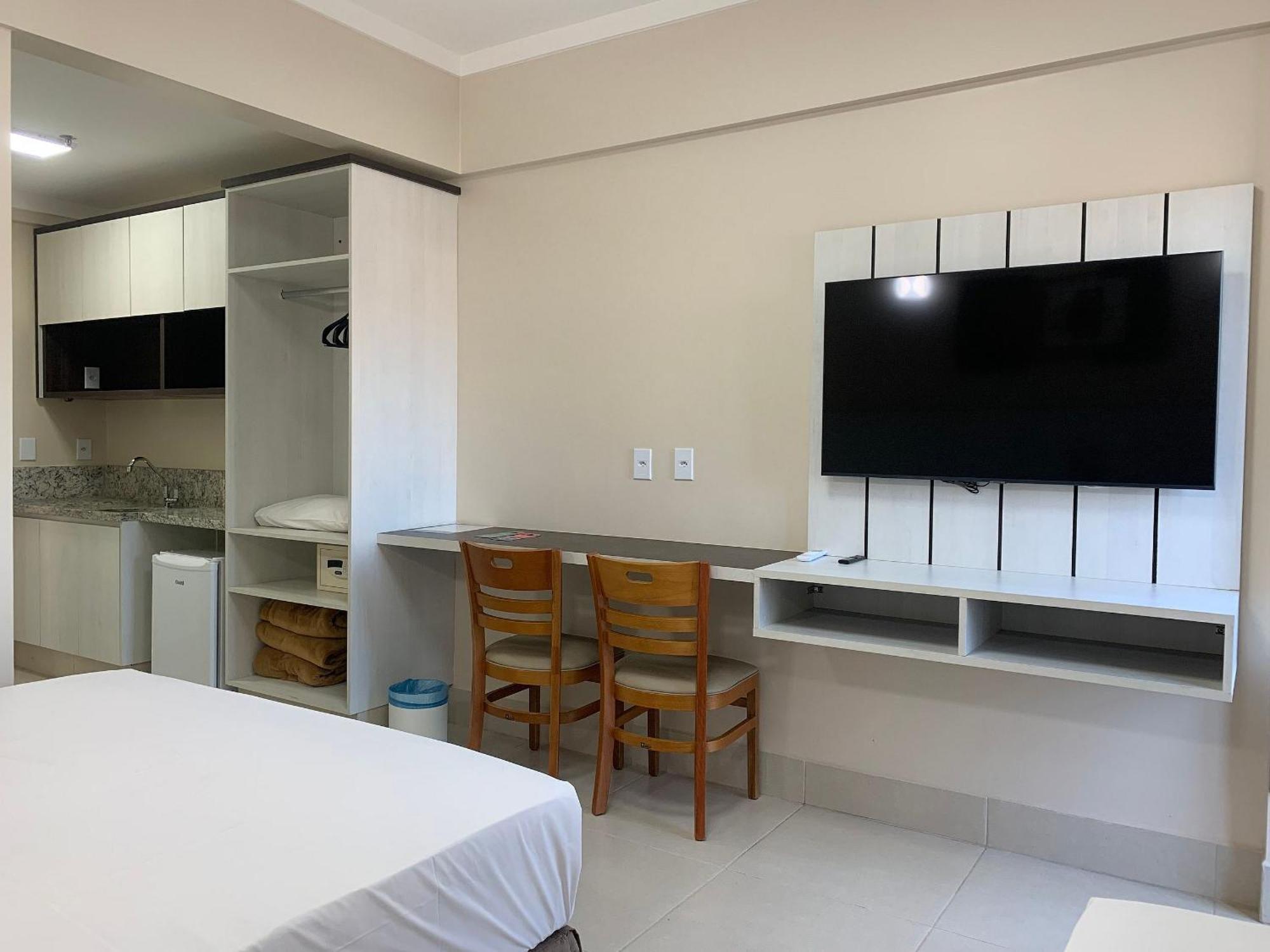 Hotel Spazzio Diroma Cafe Da Manha E Acesso Ao Acqua Park 卡达斯诺瓦斯 外观 照片