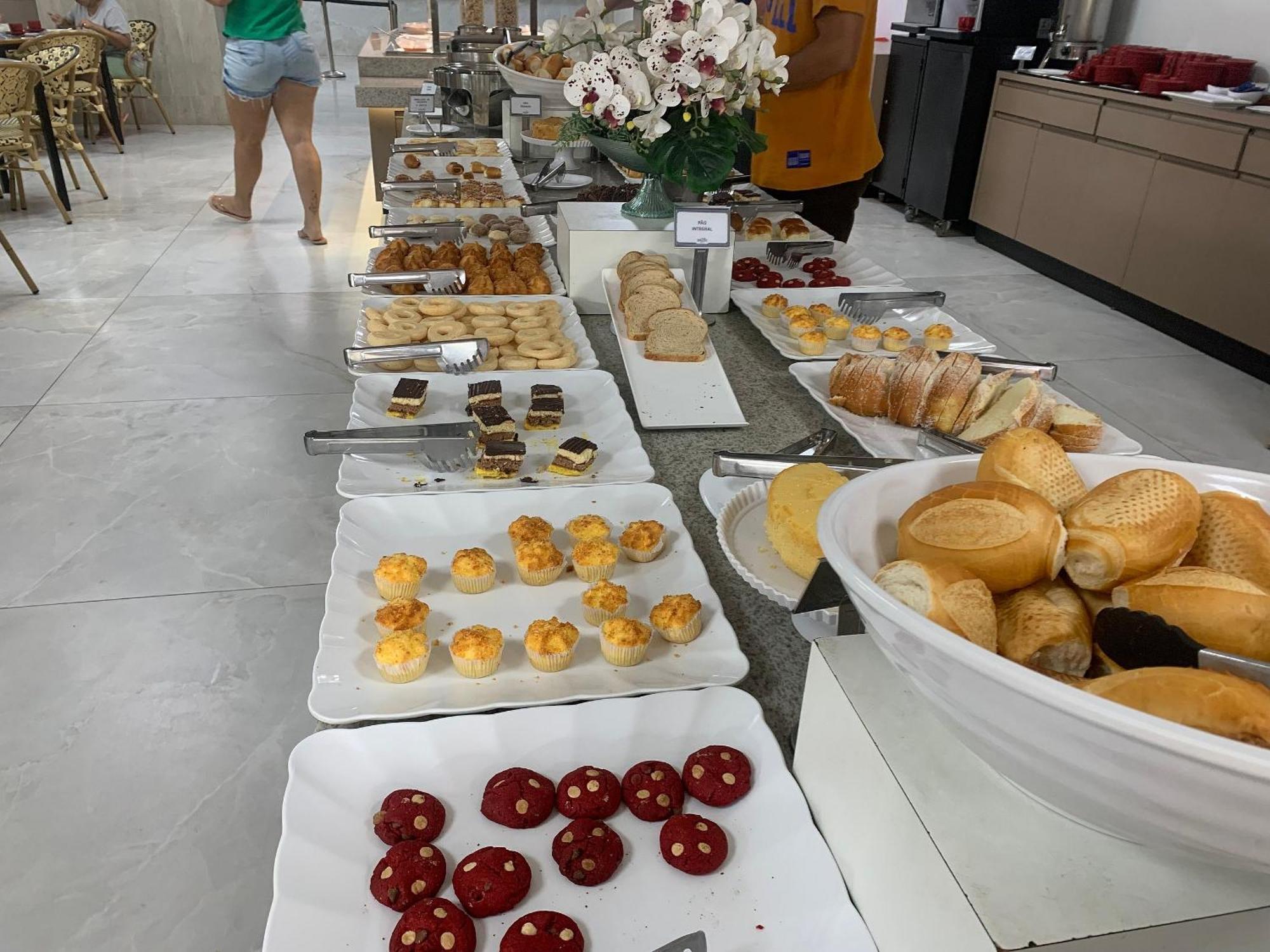 Hotel Spazzio Diroma Cafe Da Manha E Acesso Ao Acqua Park 卡达斯诺瓦斯 外观 照片