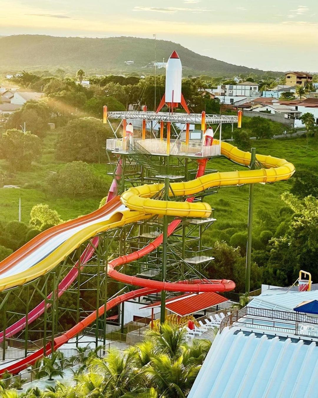 Hotel Spazzio Diroma Cafe Da Manha E Acesso Ao Acqua Park 卡达斯诺瓦斯 外观 照片