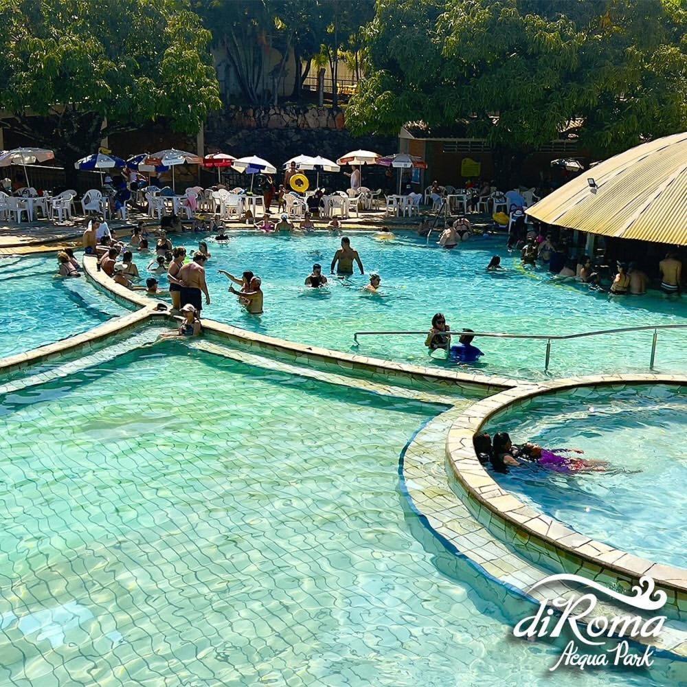 Hotel Spazzio Diroma Cafe Da Manha E Acesso Ao Acqua Park 卡达斯诺瓦斯 外观 照片