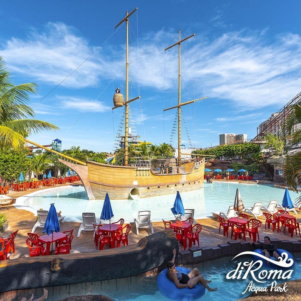 Hotel Spazzio Diroma Cafe Da Manha E Acesso Ao Acqua Park 卡达斯诺瓦斯 外观 照片